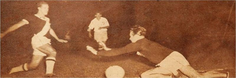 Ademir contra o Nacional do Uruguai: jogo em que o ídolo cruz-maltino marcou um gol e sofreu lesão grave 